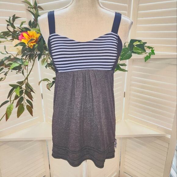 LULULEMON CLASSIC STRIPE POLAR HAZE TANK SIZE 6 - Picture 2 of 10